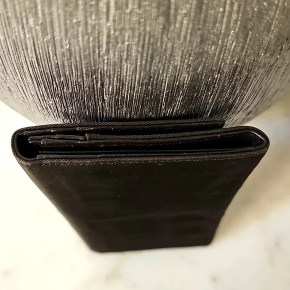 Prada Black Wallet - Picture 11 of 12